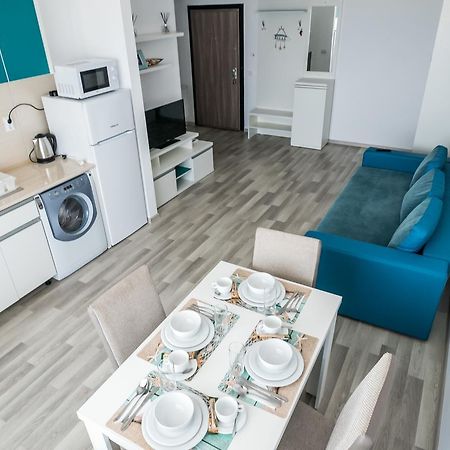 מאמאיה Apartament Izet מראה חיצוני תמונה