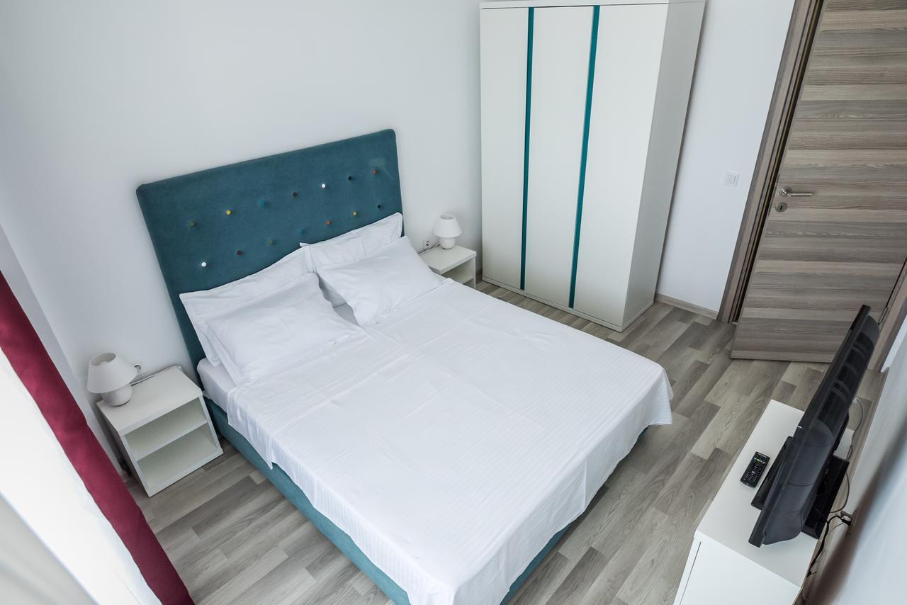 מאמאיה Apartament Izet מראה חיצוני תמונה